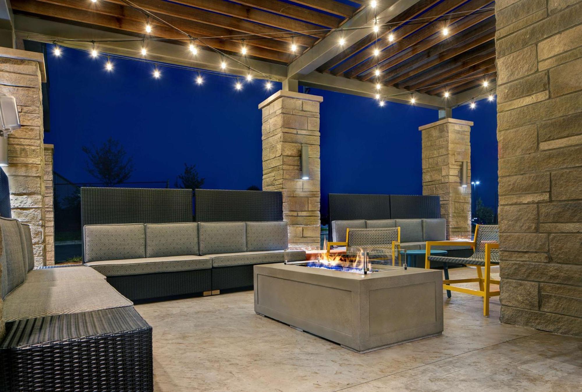 Home2 Suites By Hilton Asheville Airport Arden Exterior foto